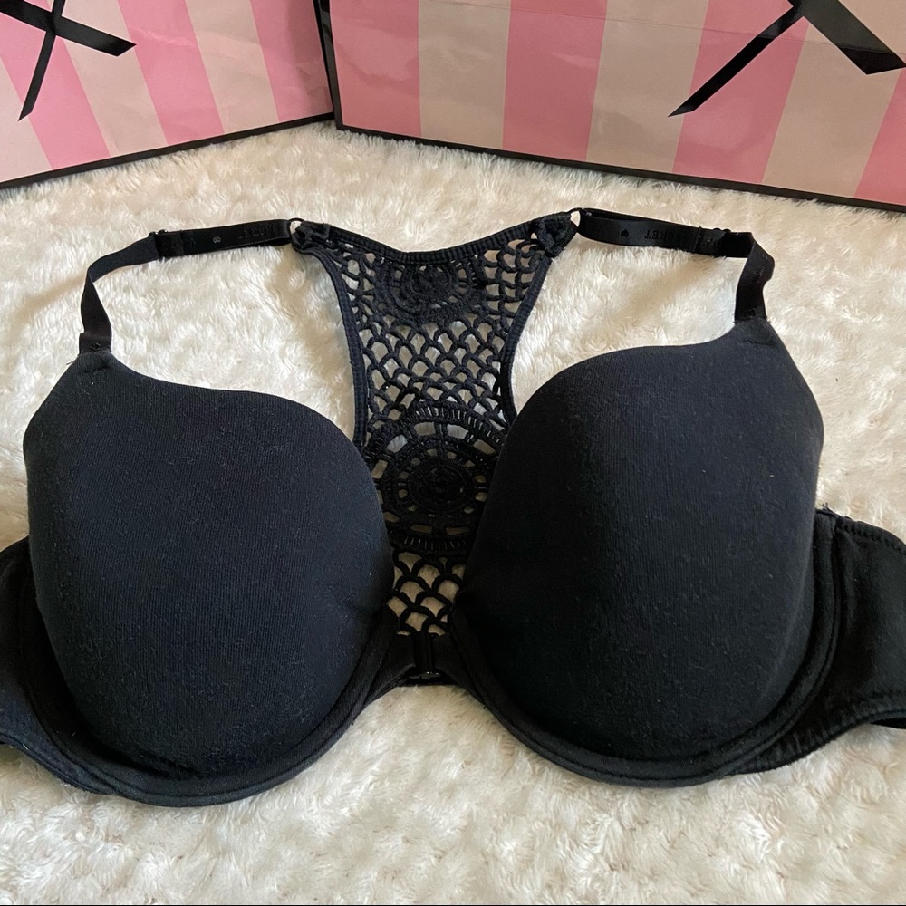 PINK VS Front Hook Bra😍